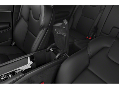2021 Volvo XC90 T6; 6-seat T6; 6-seat Momentum