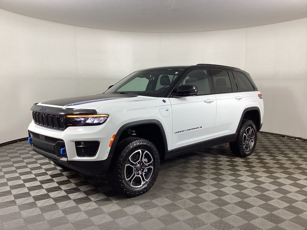 2024 Jeep Grand Cherokee 4xe Trailhawk