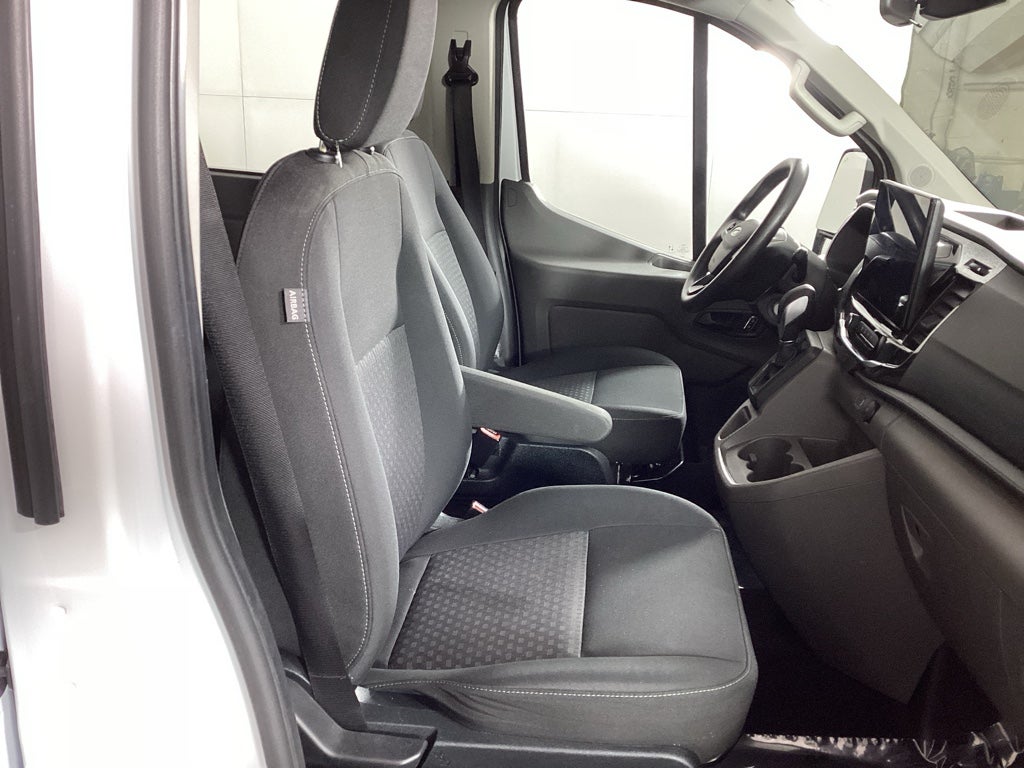 2023 Ford Transit Wagon XLT