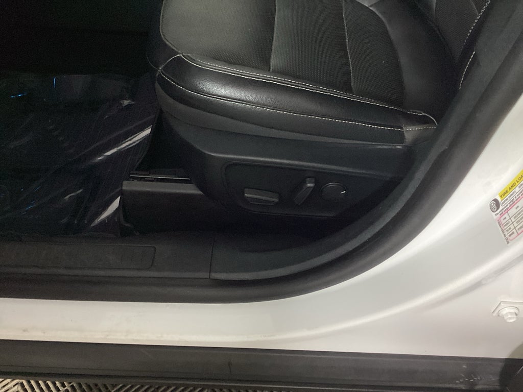 2020 Ford Escape Hybrid Titanium Hybrid