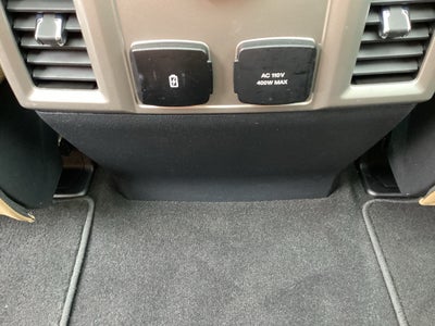 2022 Ford F-350 LARIAT