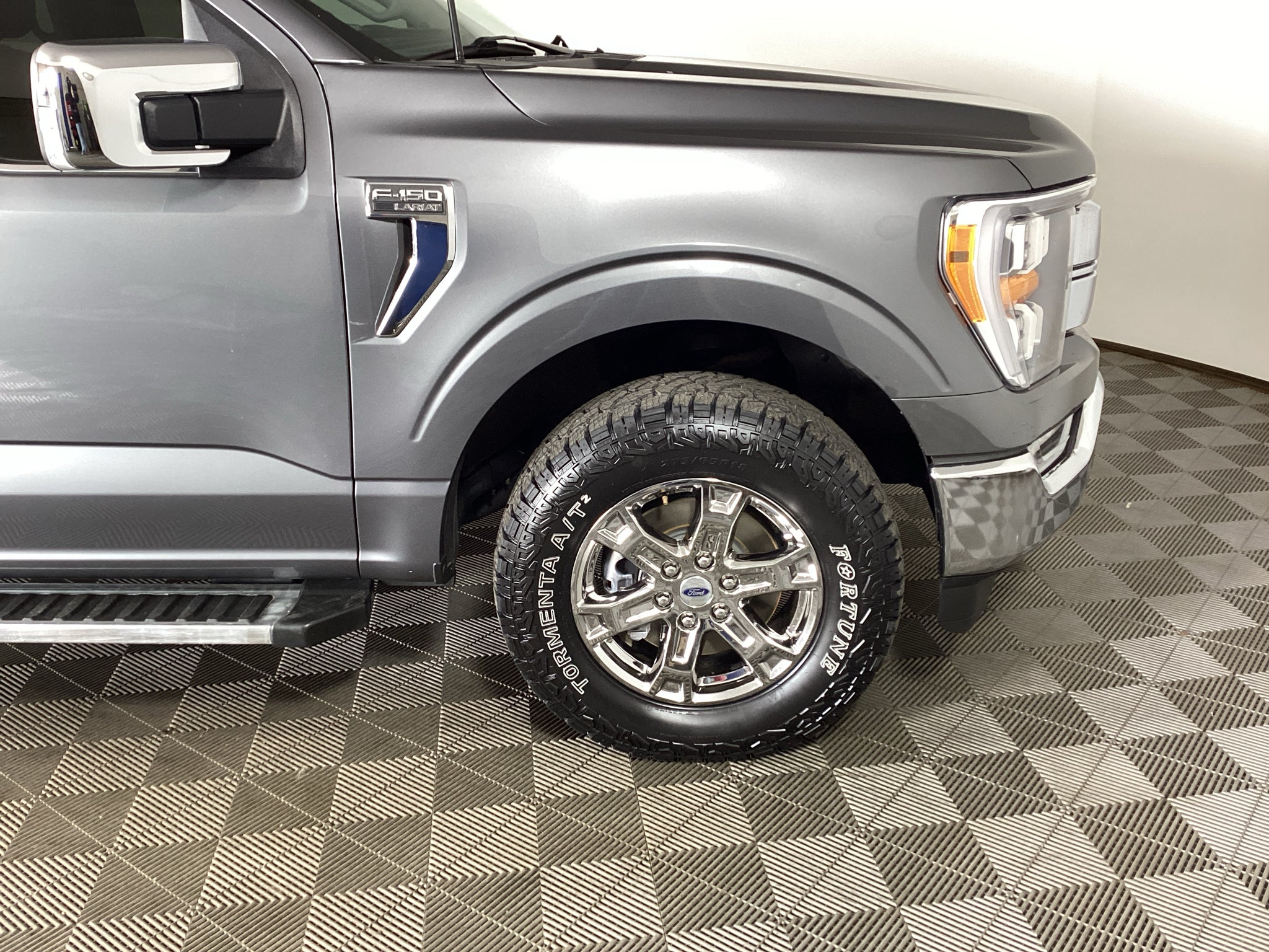 2022 Ford F-150 LARIAT
