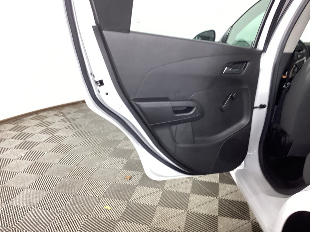 2014 Chevrolet Sonic LS