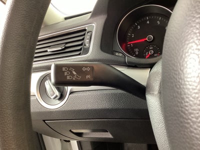 2016 Volkswagen Passat 1.8T S