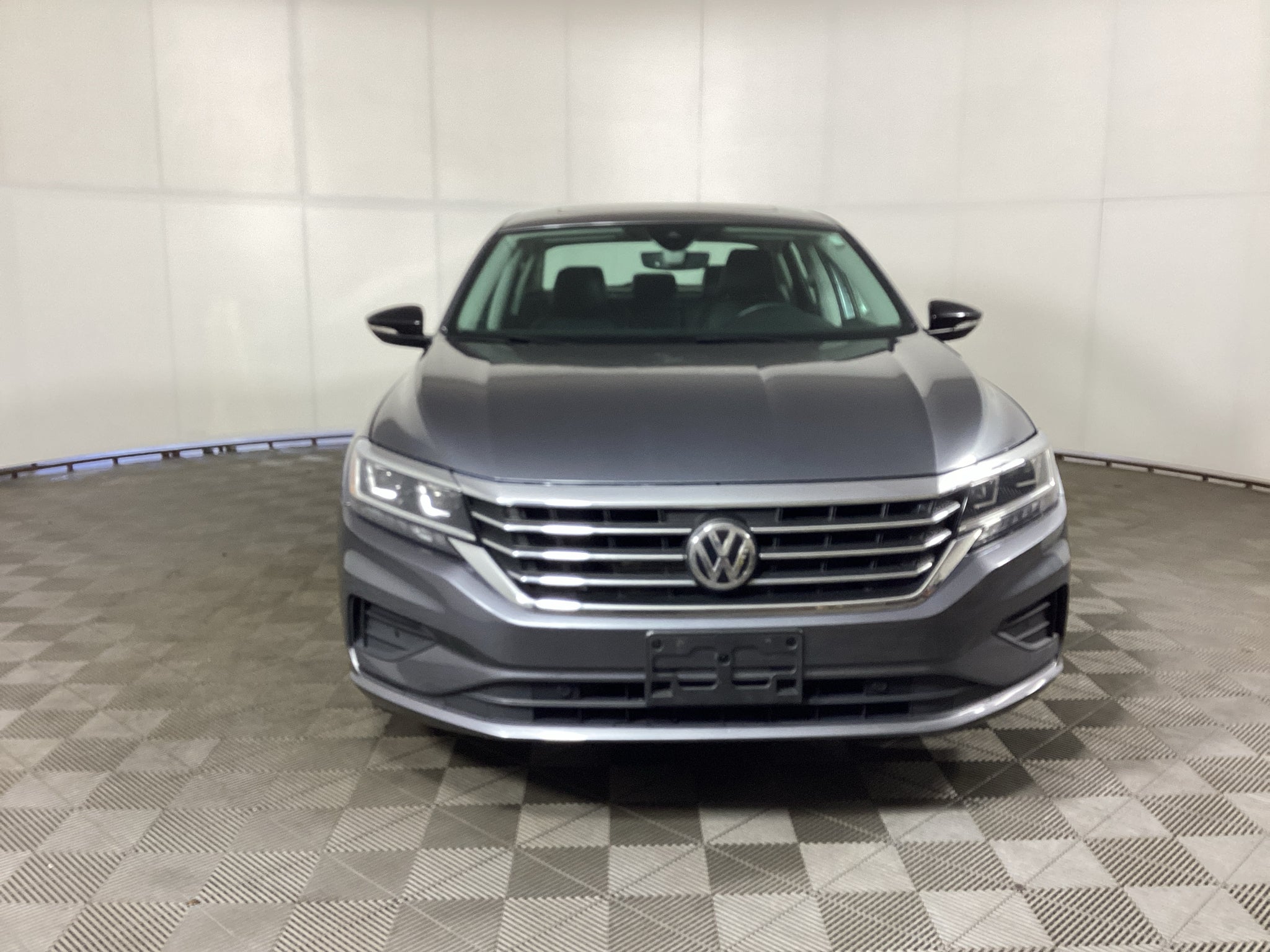 2022 Volkswagen Passat 2.0T Limited Edition