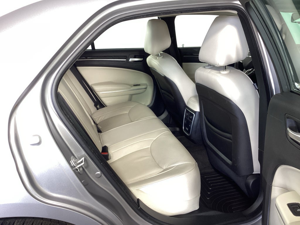 2018 Chrysler 300C Limited