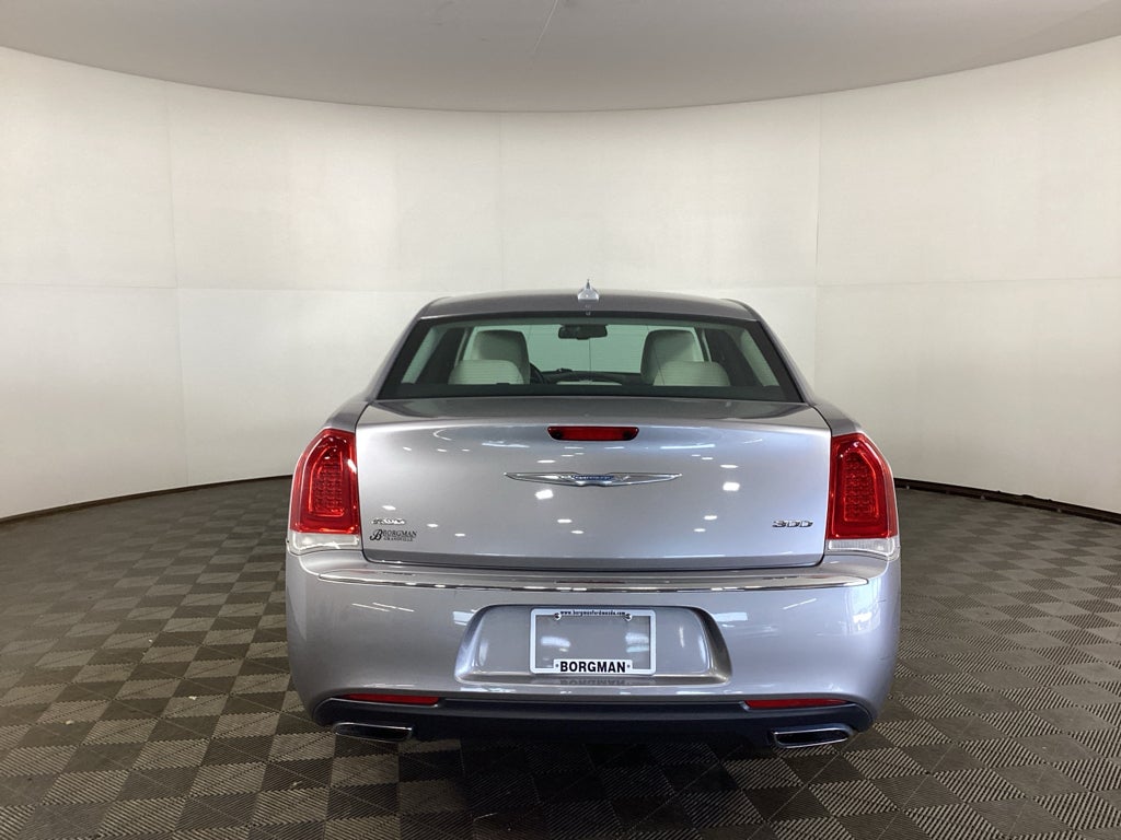 2018 Chrysler 300C Limited