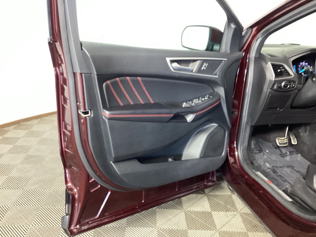 2023 Ford Edge ST-Line