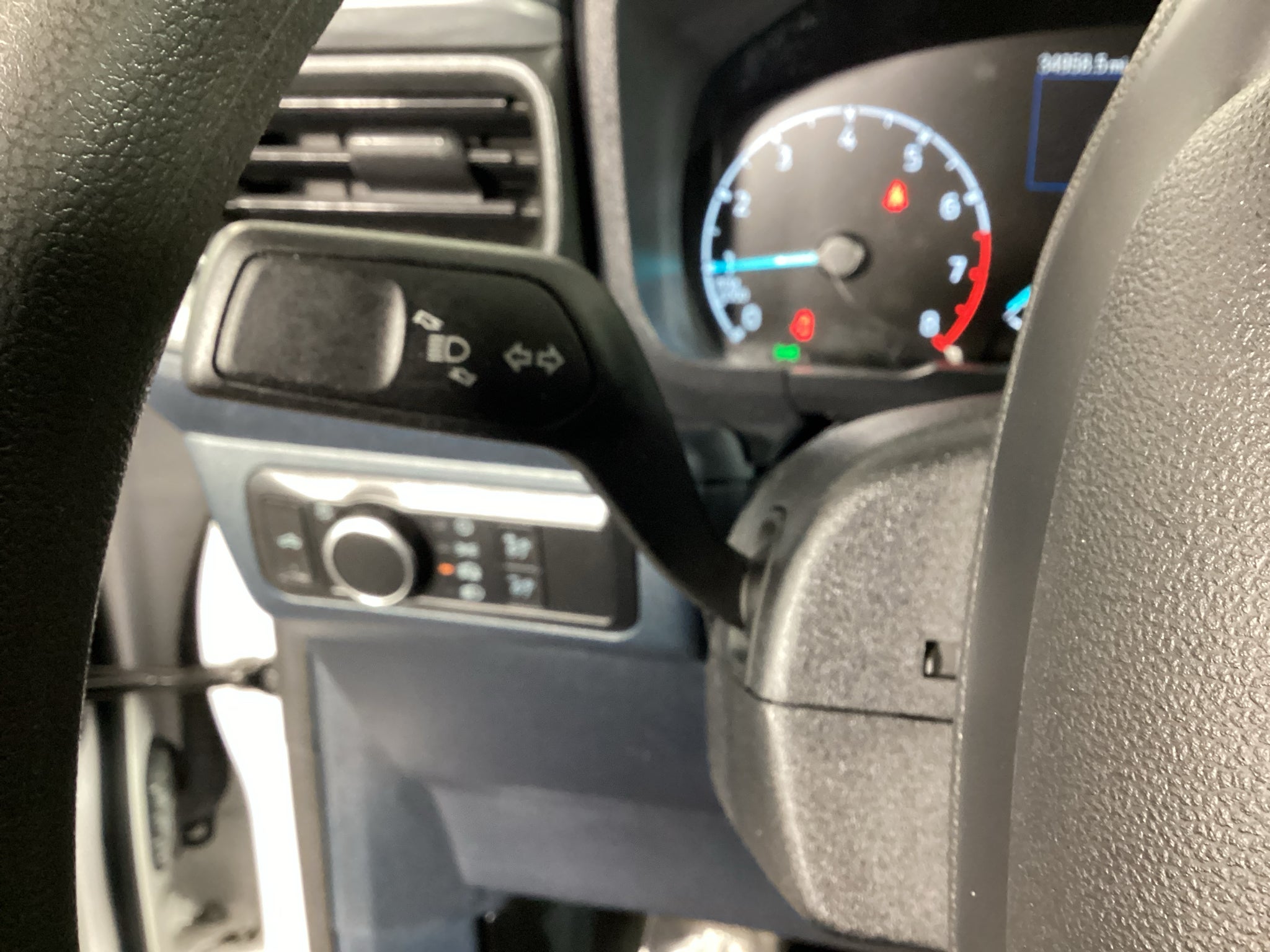 2022 Ford Maverick XL