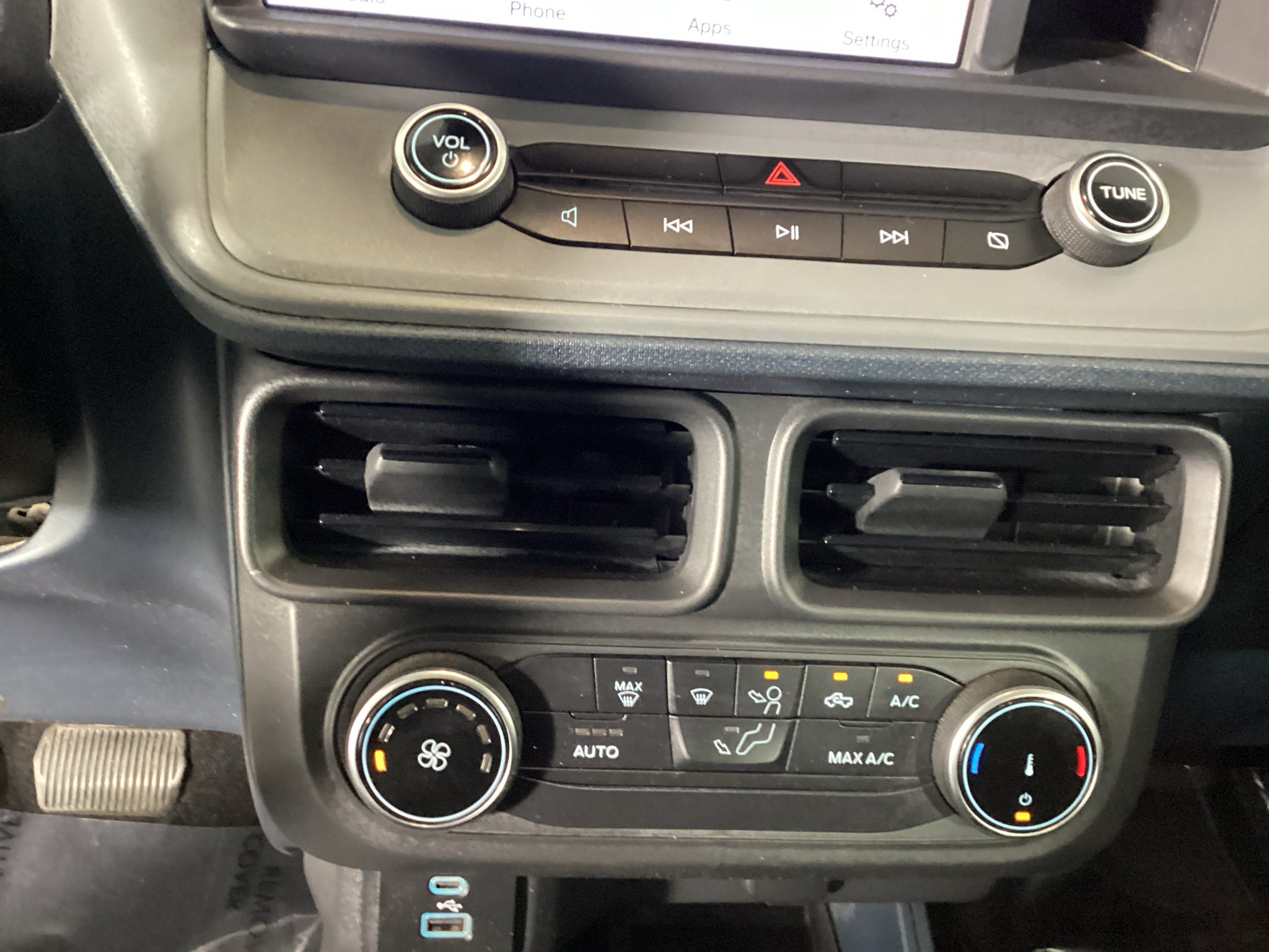 2022 Ford Maverick XL