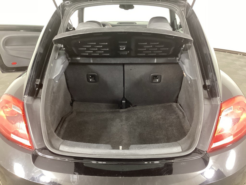 2016 Volkswagen Beetle 1.8T SE