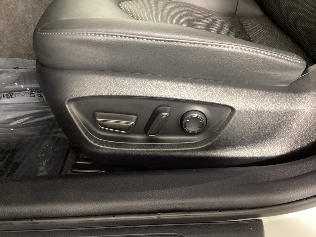 2023 Toyota Camry XLE V6