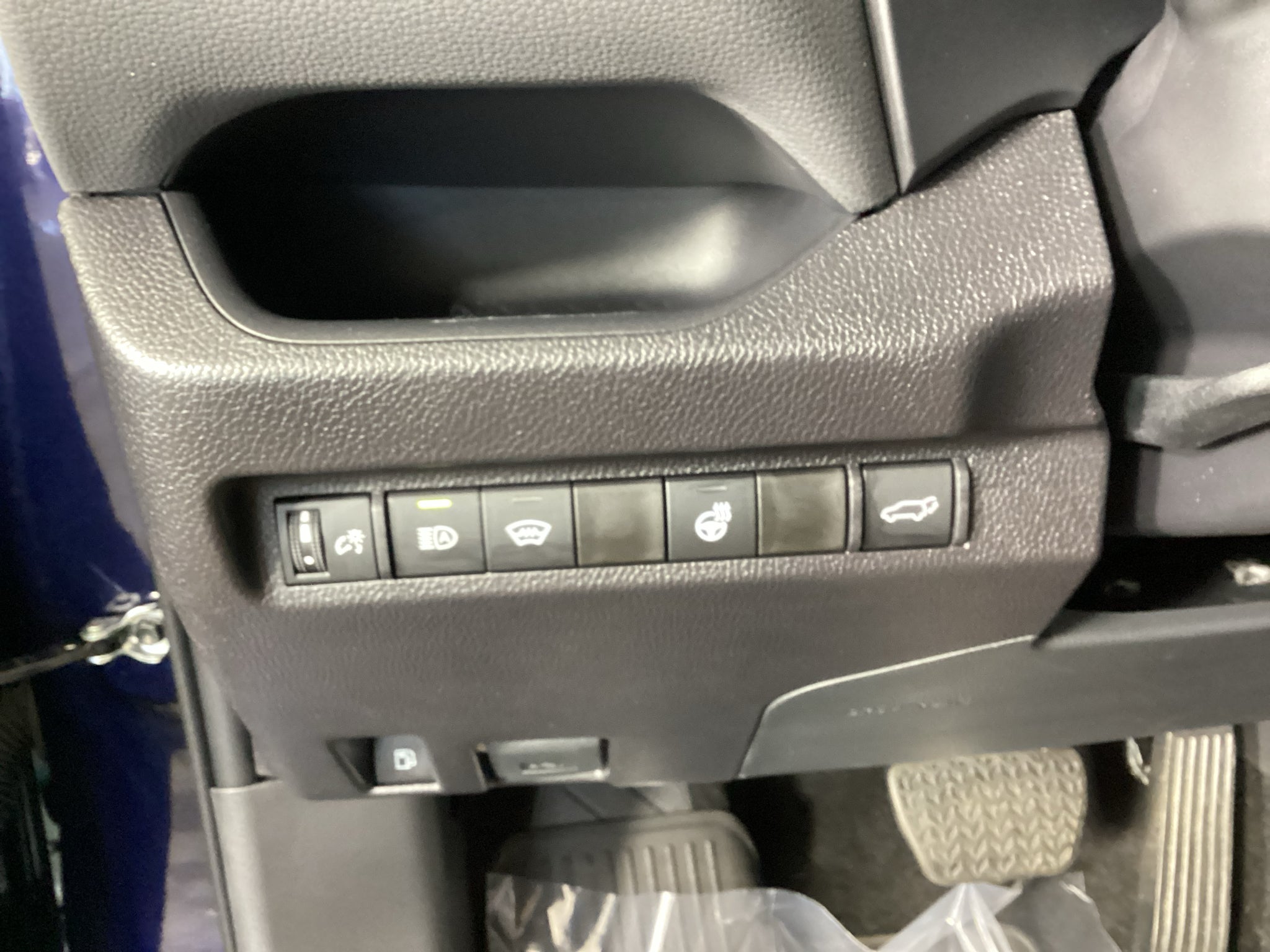 2025 Toyota RAV4 Hybrid Hybrid XLE
