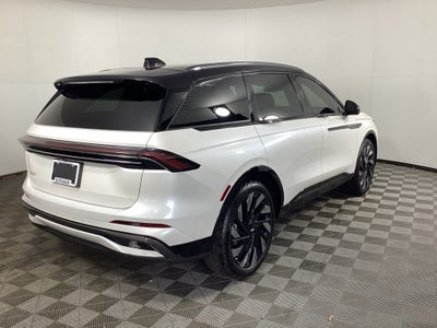 2025 Lincoln Nautilus Reserve