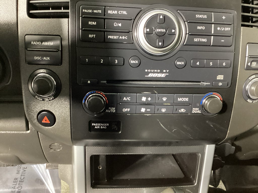 2012 Nissan Pathfinder Silver Edition