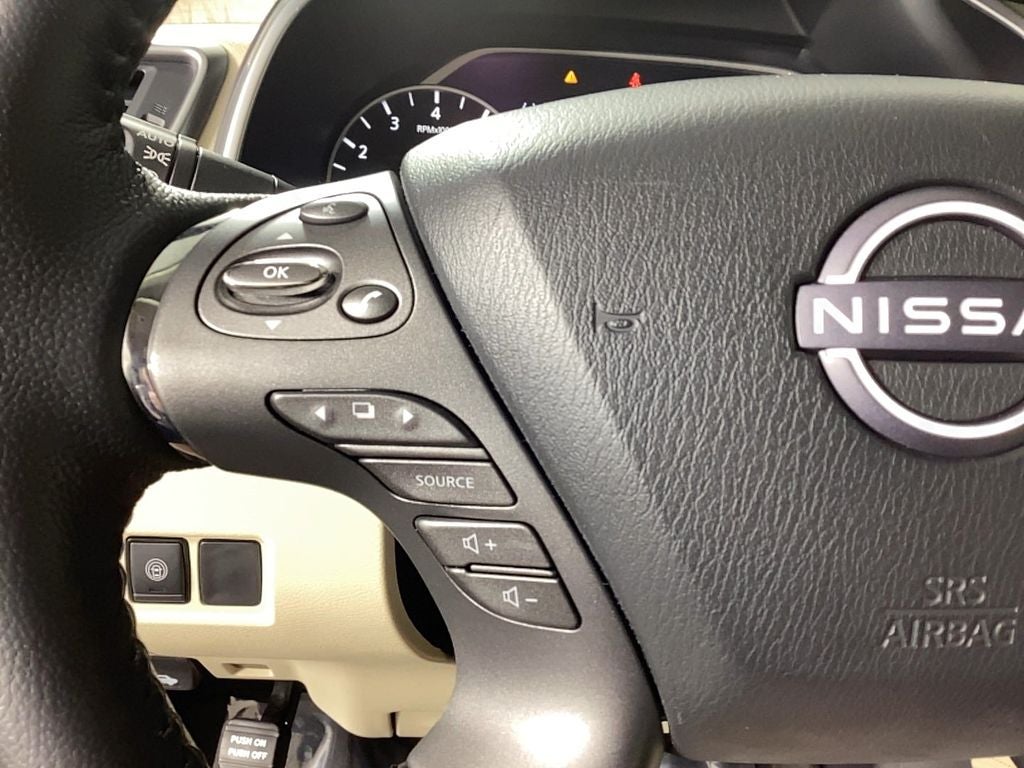 2023 Nissan Murano SL