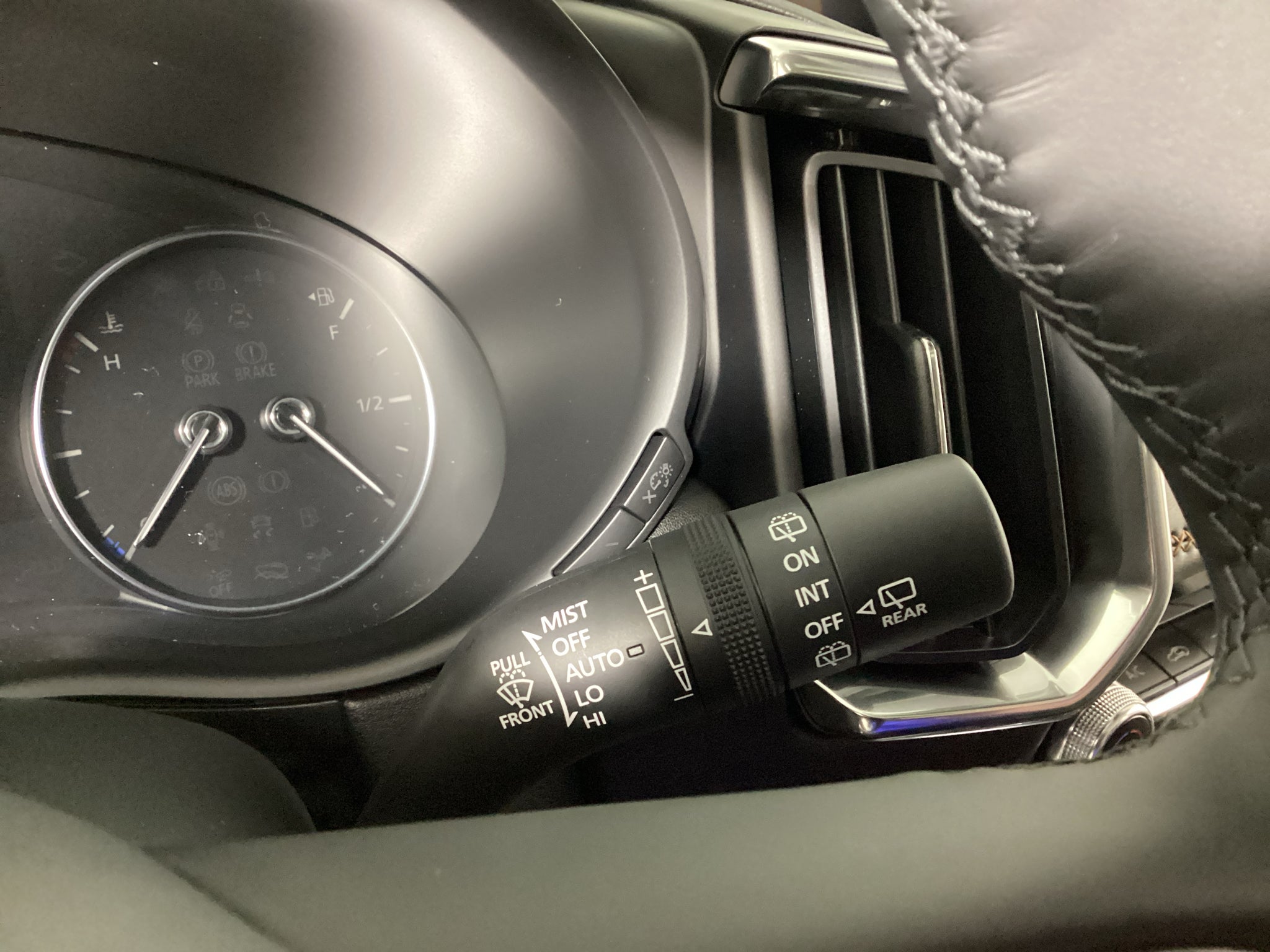 2026 Mazda Mazda CX-50 Hybrid Premium Plus