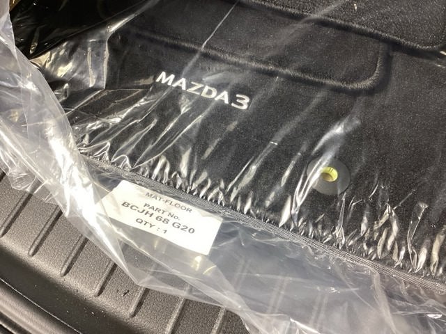 2026 Mazda Mazda3 Hatchback 2.5 S Carbon Edition