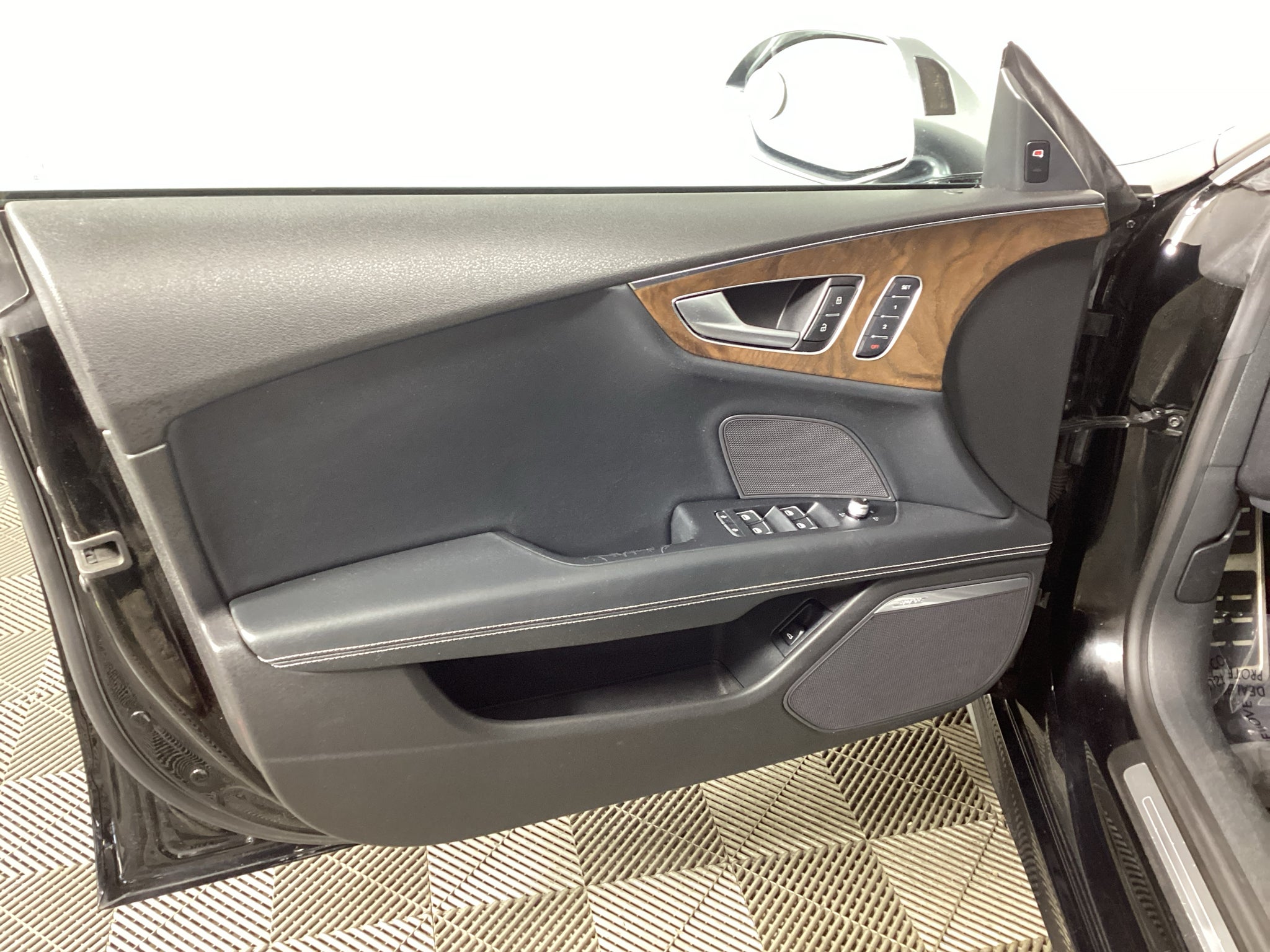 2015 Audi S7 4.0T (S tronic)