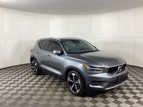 2019 Volvo XC40 Momentum