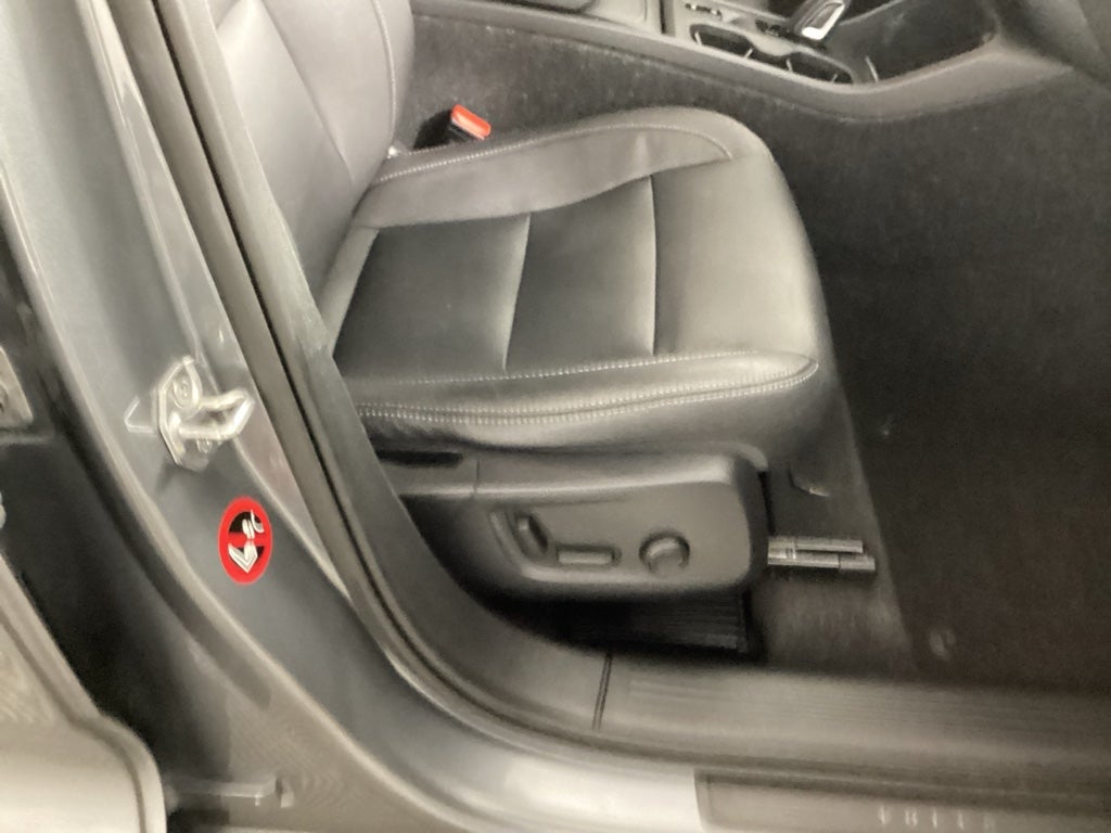 2019 Volvo XC40 Momentum