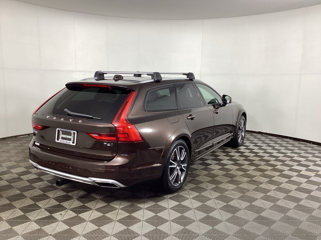 2017 Volvo V90 Cross Country T6 T6 AWD