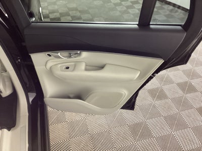 2020 Volvo XC90 T6; 7-seat T6; 7-seat Momentum