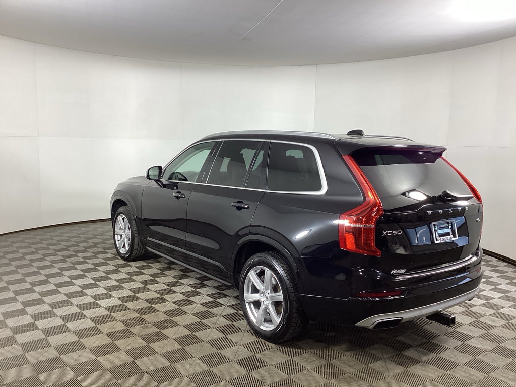 2020 Volvo XC90 T6; 7-seat T6; 7-seat Momentum