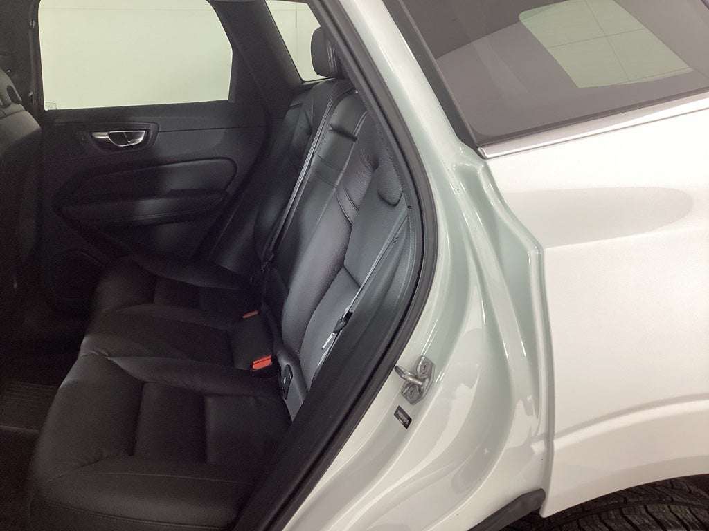 2021 Volvo XC60 Inscription Expression