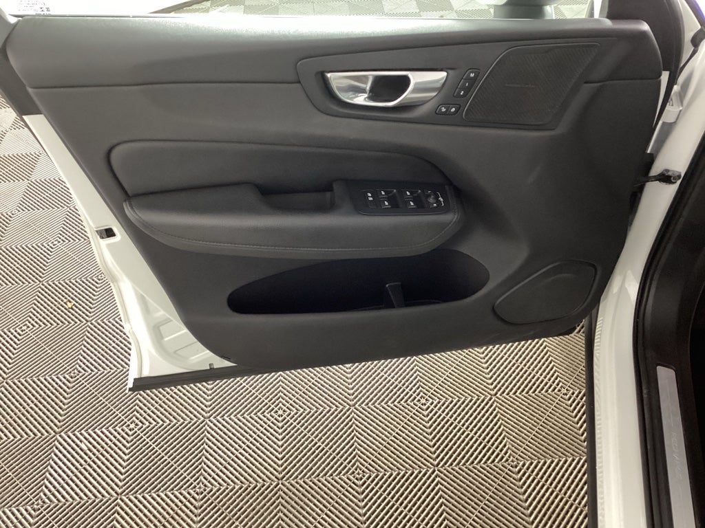 2021 Volvo XC60 Inscription Expression