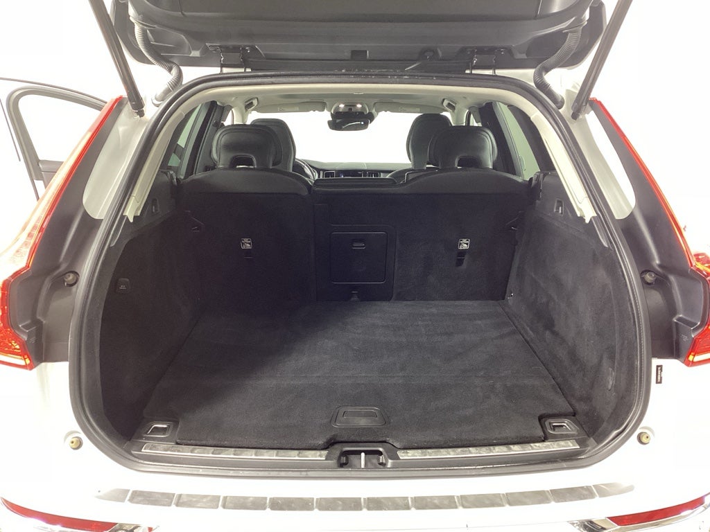 2021 Volvo XC60 Inscription Expression