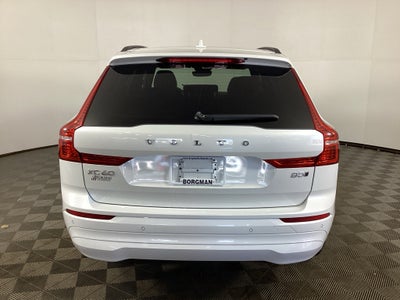 2022 Volvo XC60 B5 B5 Momentum