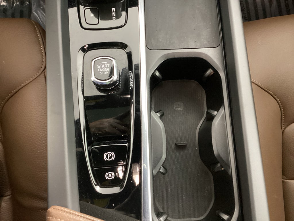 2022 Volvo XC60 B5 B5 Momentum