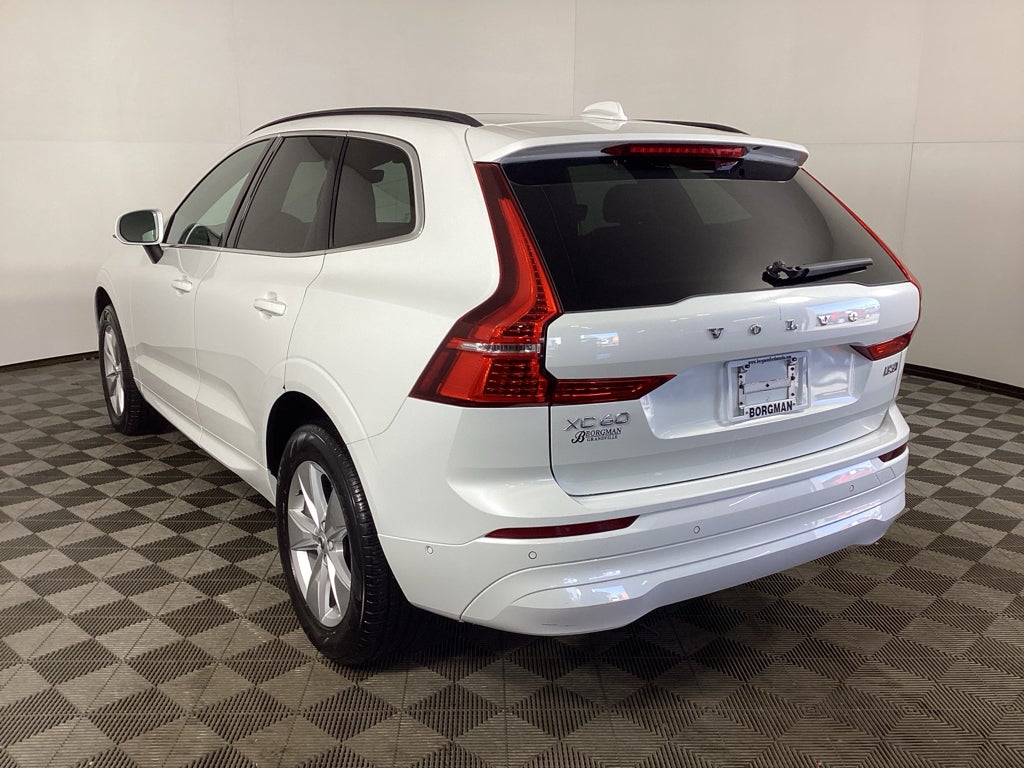 2022 Volvo XC60 B5 B5 Momentum