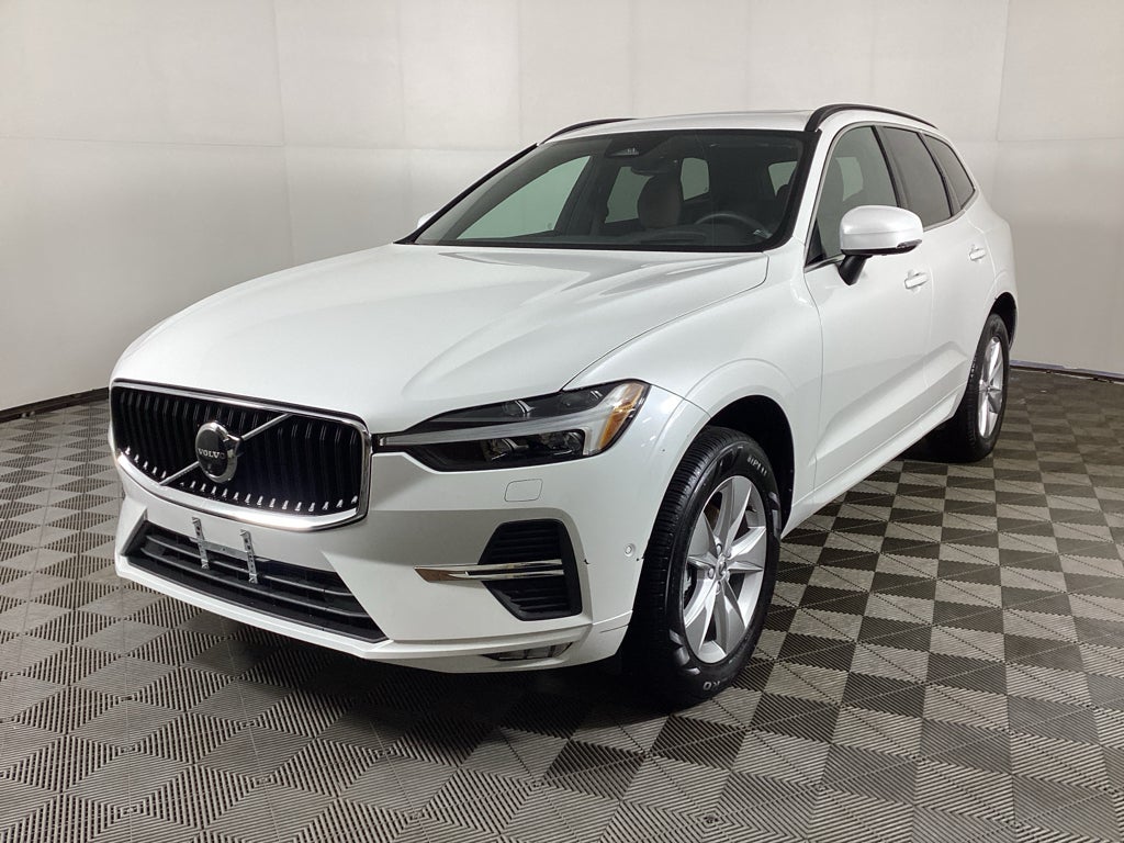 2022 Volvo XC60 B5 B5 Momentum