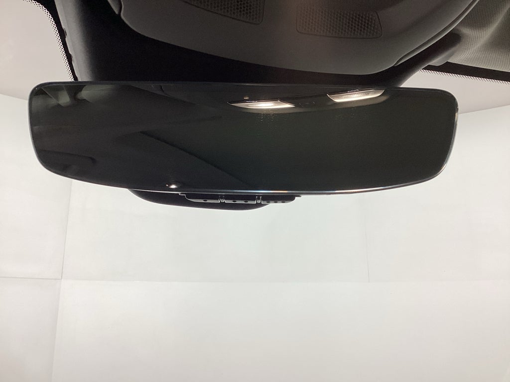 2024 Volvo XC60 B5 B5 Plus Dark Theme