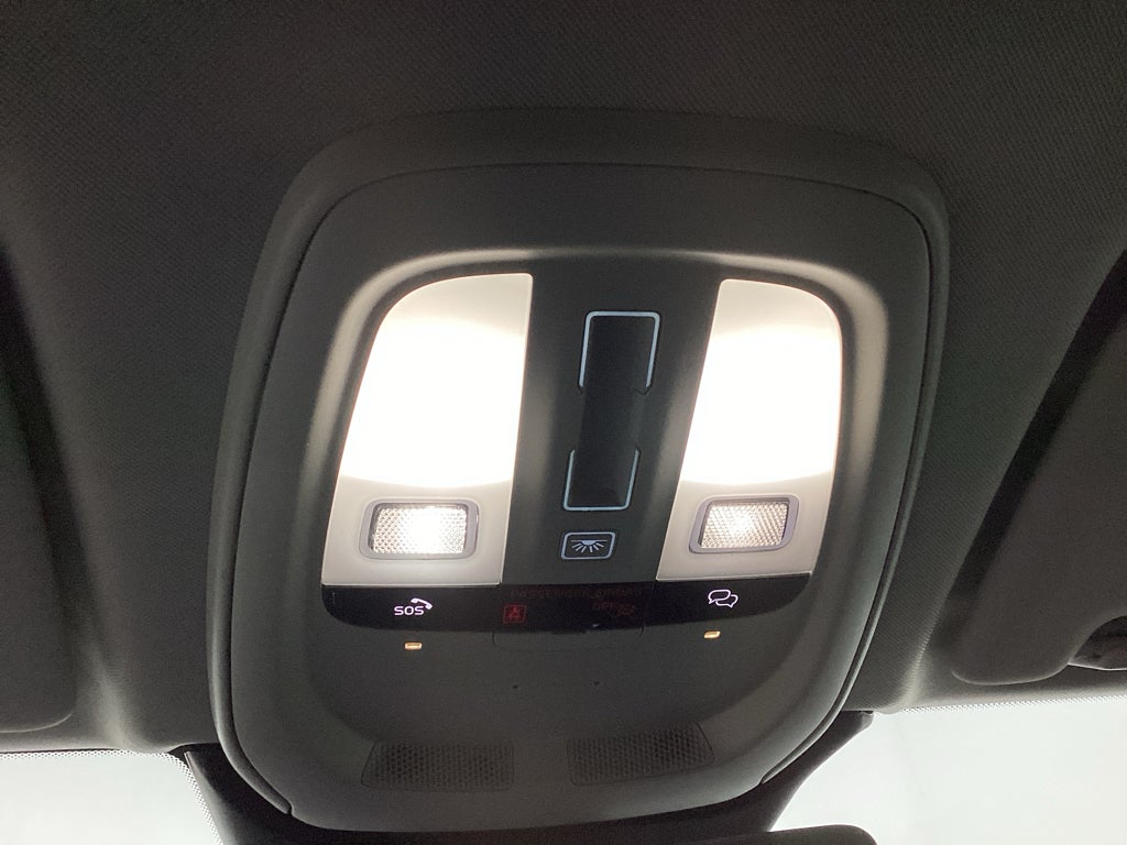 2024 Volvo XC60 B5 B5 Plus Dark Theme