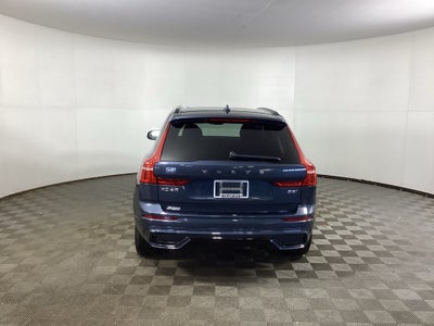 2024 Volvo XC60 B5 B5 Plus Dark Theme