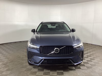 2024 Volvo XC60 B5 B5 Plus Dark Theme