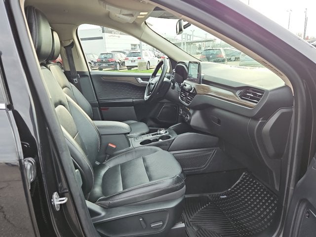 2020 Ford Escape Titanium Hybrid