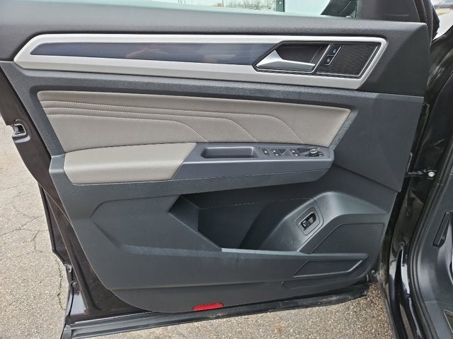 2021 Volkswagen Atlas 3.6L V6 SE w/Technology R-Line