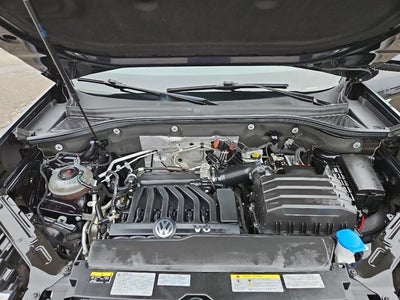 2021 Volkswagen Atlas 3.6L V6 SE w/Technology R-Line