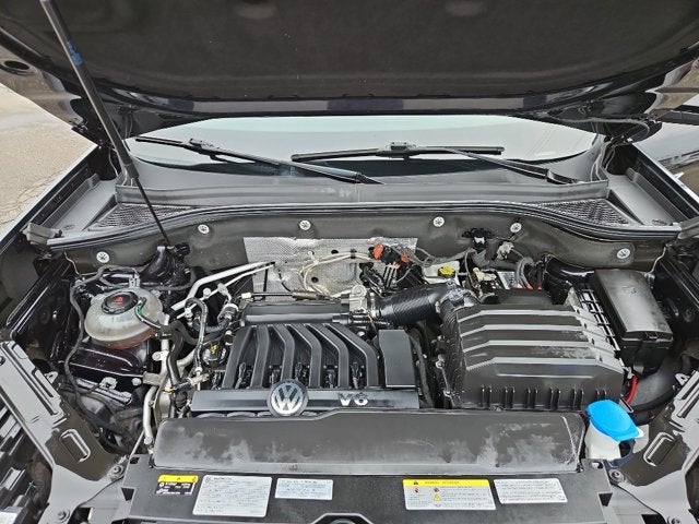 2021 Volkswagen Atlas 3.6L V6 SE w/Technology R-Line