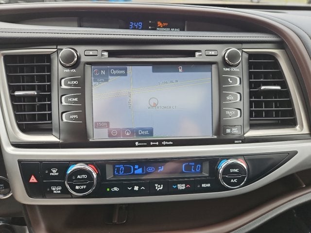 2017 Toyota Highlander Base