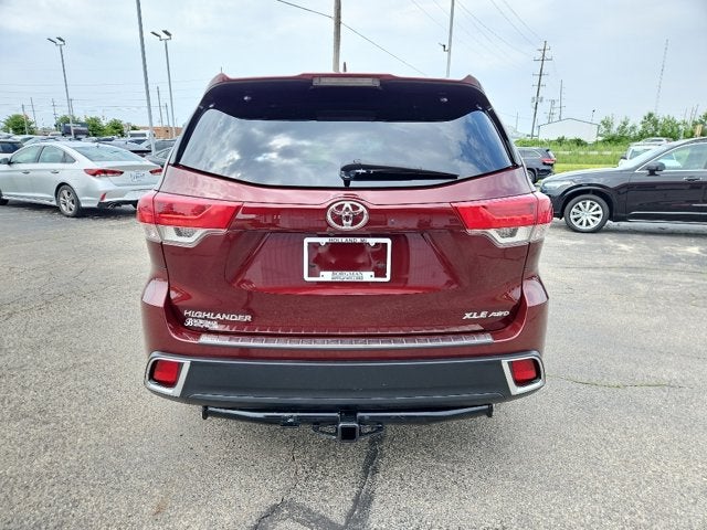 2017 Toyota Highlander Base