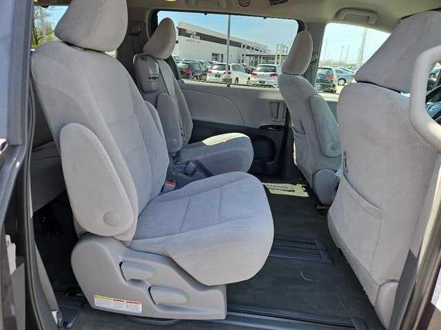 2017 Toyota Sienna Base