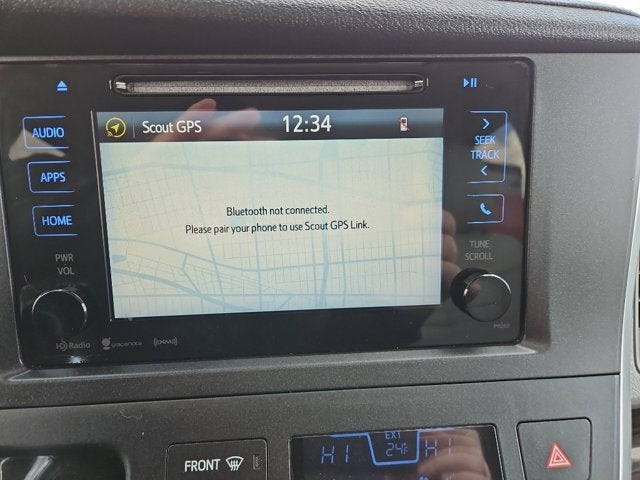 2016 Toyota Sienna Base