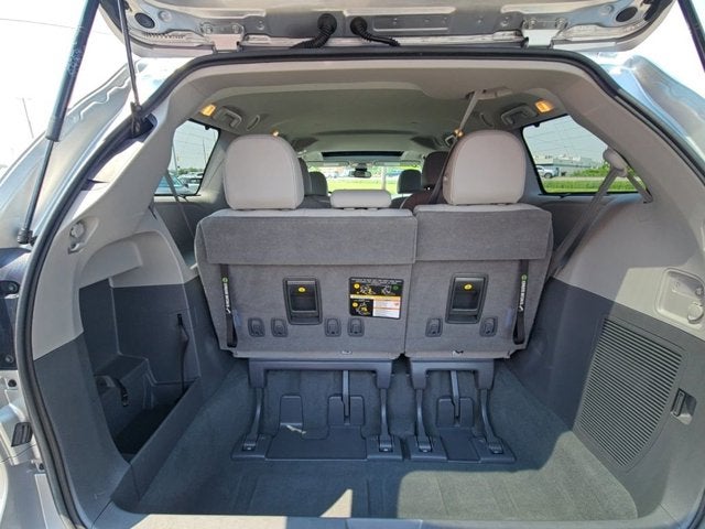 2020 Toyota Sienna Base