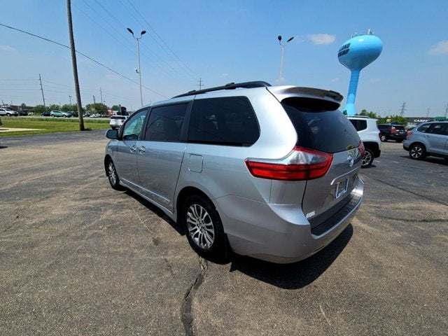 2020 Toyota Sienna Base