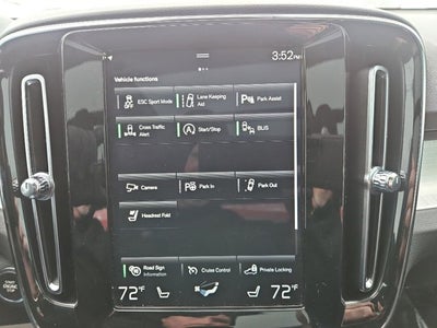 2019 Volvo XC40 Momentum